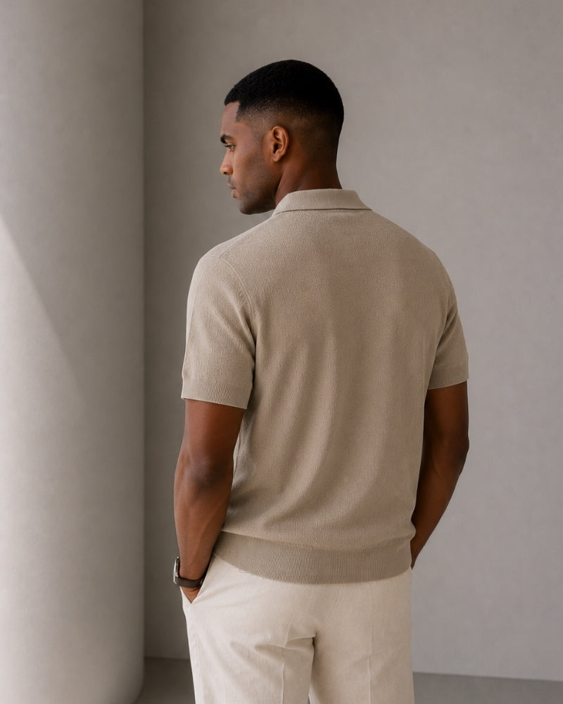 Men's Zip Neck Knit Polo with Short Sleeves and Collar