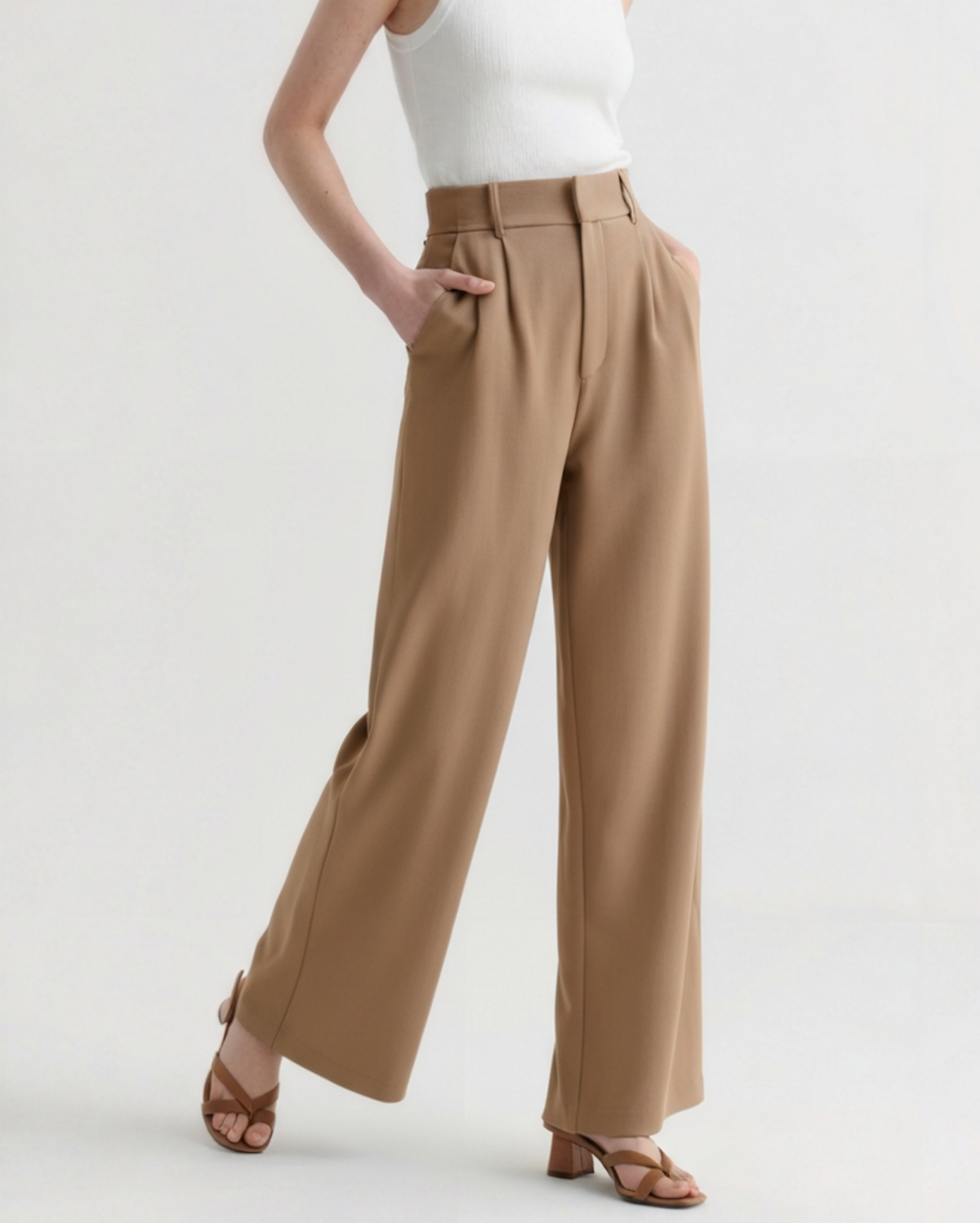 Women's Tailored Wide Leg Trousers with Pleats and High Waist - Brown